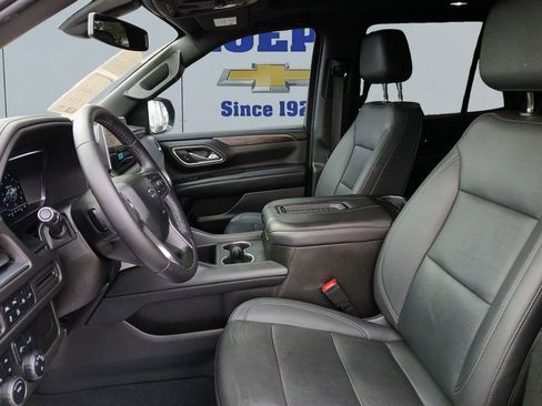 Used 2022 Chevrolet Tahoe Z71 AWD/4WD image 10