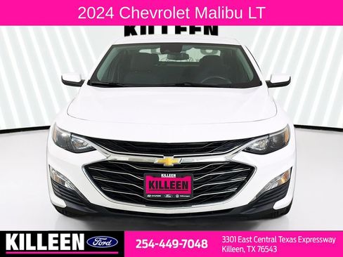 Used 2024 Chevrolet Malibu LT FWD image 2