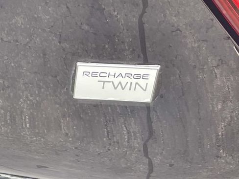 Used 2023 Volvo XC40 Recharge Plus AWD/4WD image 12