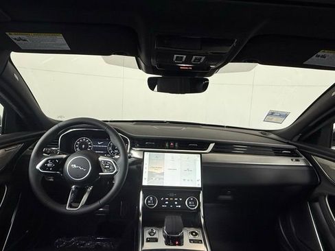 Used 2024 Jaguar XF R-Dynamic SE image 29