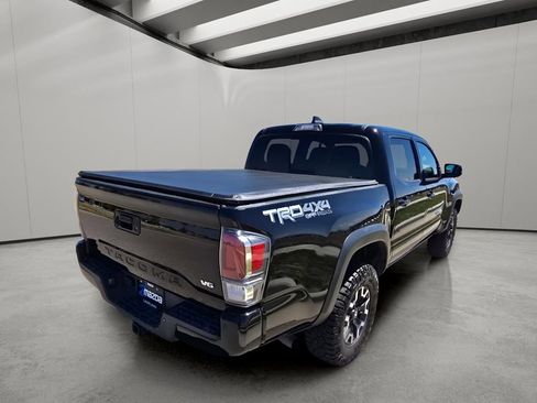 Used 2020 Toyota Tacoma TRD Off-Road w/ Technology Package AWD/4WD image 5