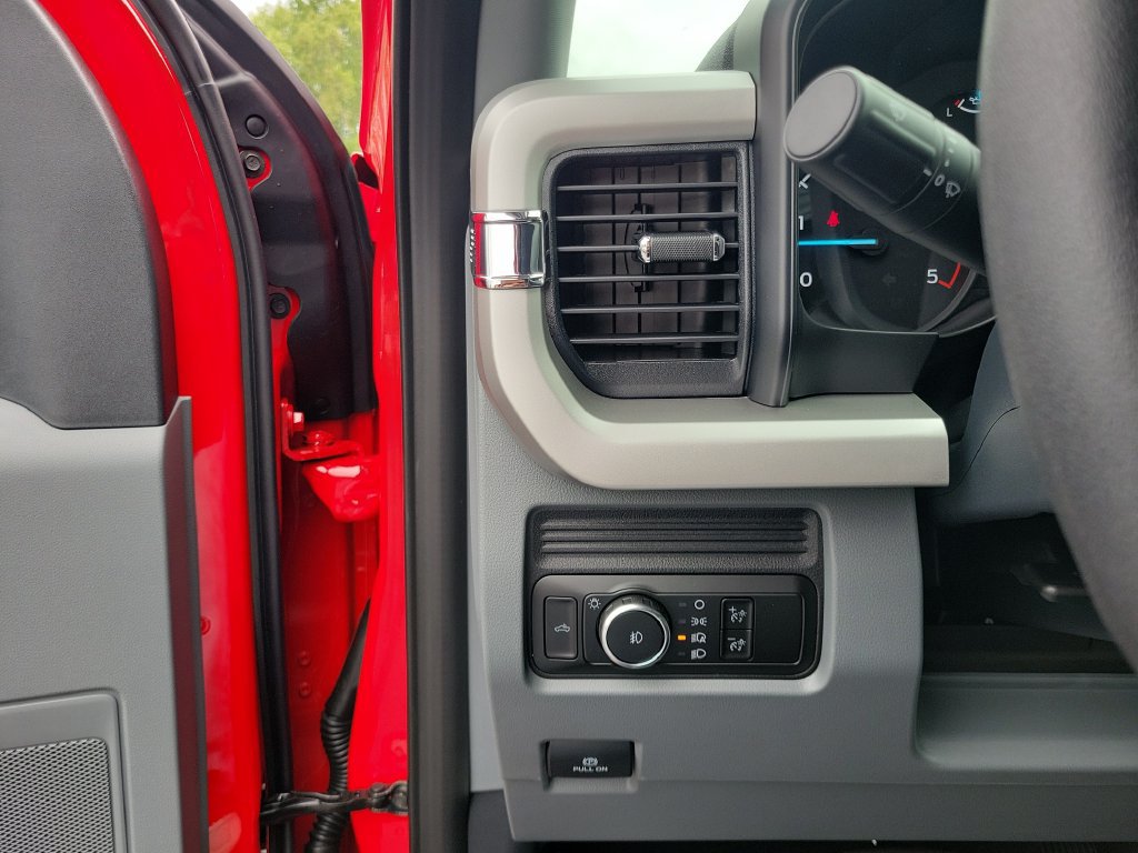 New 2026 Ford F250 XL w/ STX Appearance Package AWD/4WD image 24
