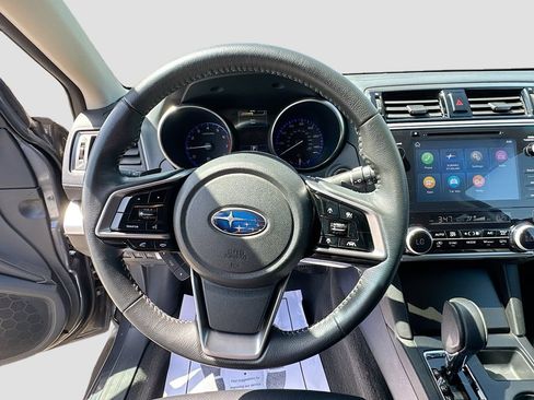 Used 2019 Subaru Outback 2.5i Limited w/ Popular Package #2 AWD/4WD image 11