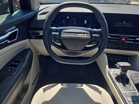 New 2026 Kia Sportage SX AWD/4WD image 14