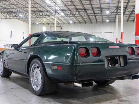 Used 1994 Chevrolet Corvette Coupe RWD image 4
