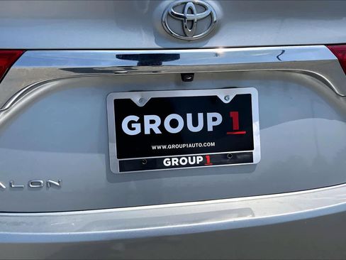 Used 2016 Toyota Avalon XLE FWD image 10