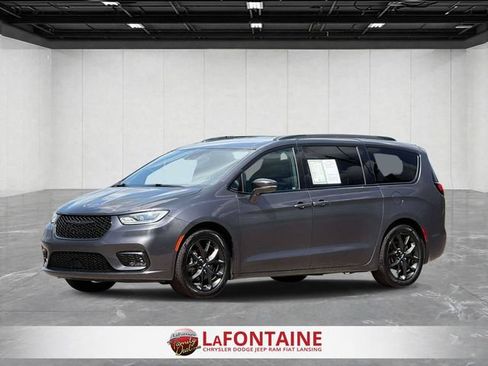 Certified 2022 Chrysler Pacifica Touring-L w/ S Appearance Package FWD image 1