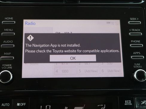 Used 2020 Toyota Prius LE FWD image 34