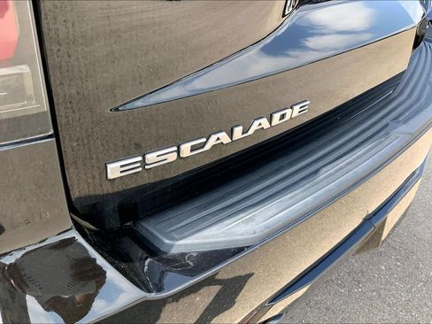Used 2023 Cadillac Escalade Sport AWD/4WD image 23