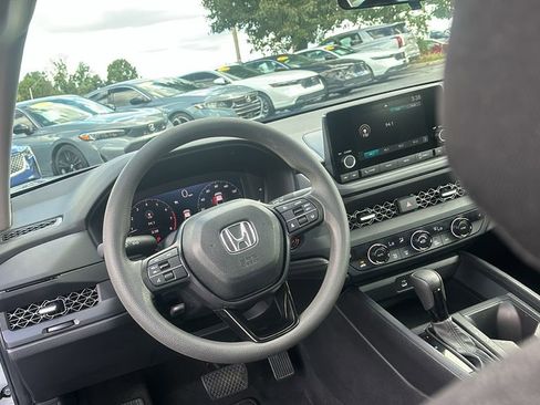 Used 2024 Honda Accord EX image 13