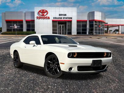 Used 2019 Dodge Challenger SXT w/ Driver Convenience Group