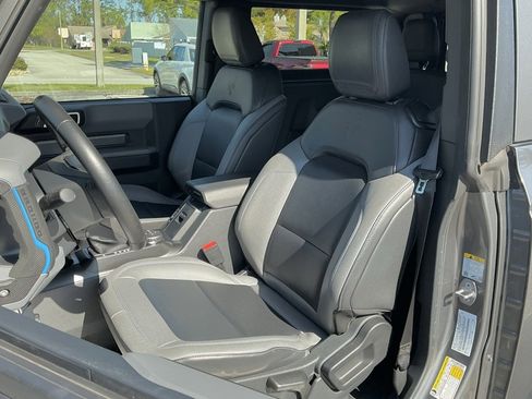 Certified 2022 Ford Bronco Black Diamond w/ Sasquatch Package image 37