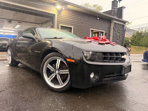Used 2013 Chevrolet Camaro LT RWD image 4
