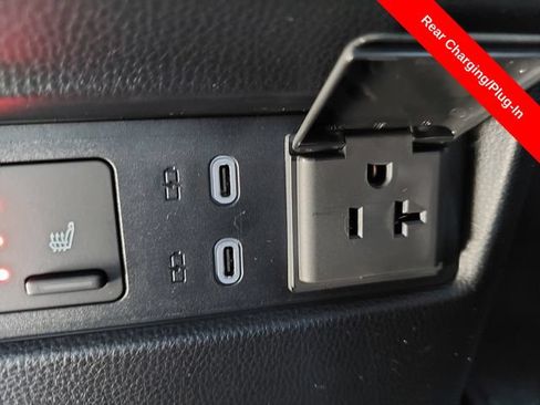 Used 2026 Toyota 4Runner Platinum AWD/4WD image 29