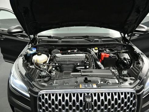 Certified 2024 Lincoln Corsair AWD image 30
