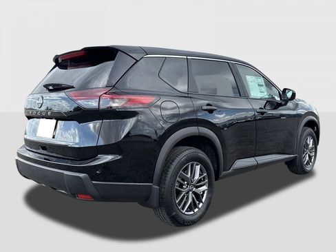New 2026 Nissan Rogue S image 8