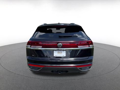 Used 2026 Volkswagen Atlas Cross Sport SE FWD image 12