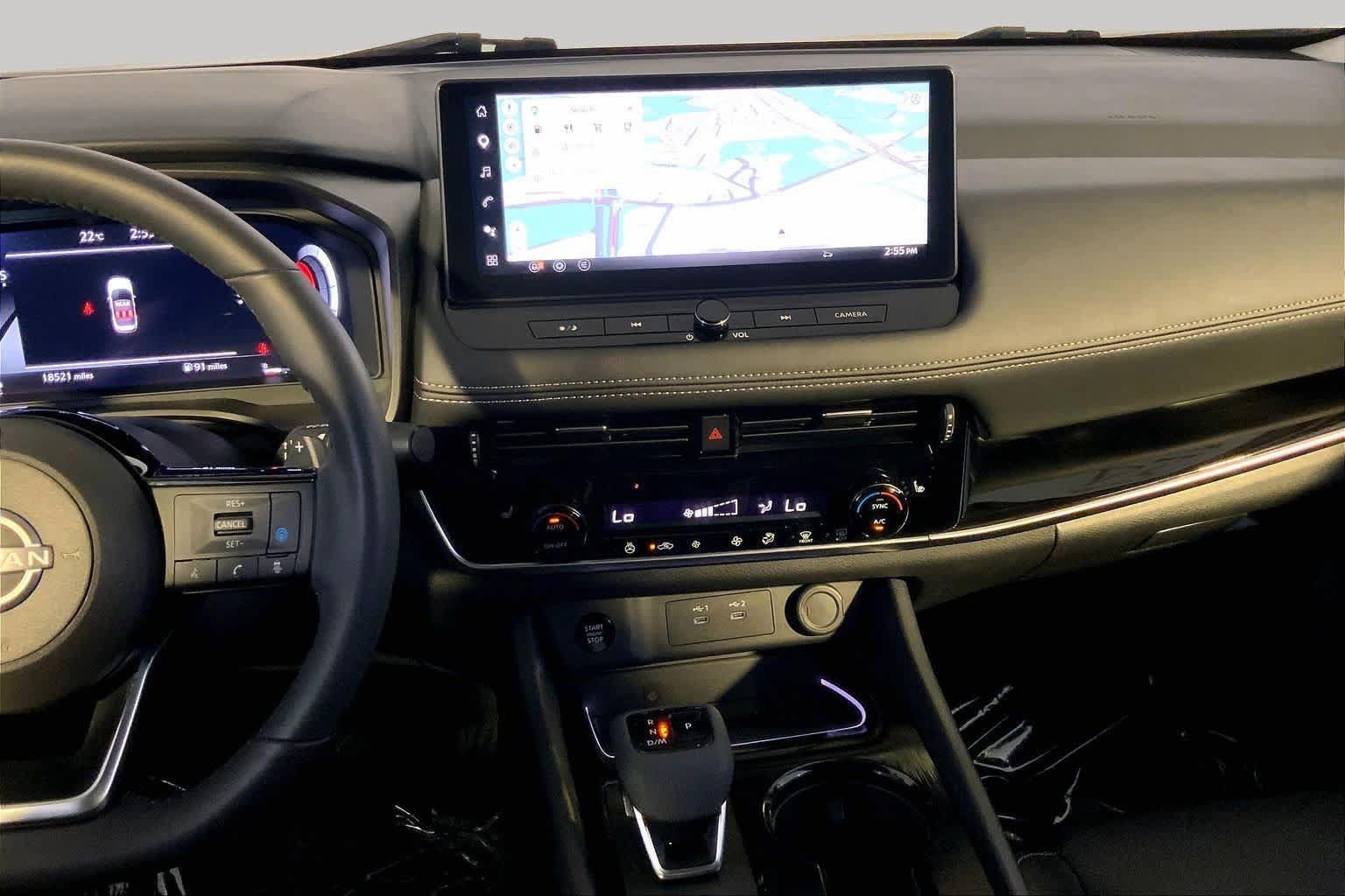 Used 2024 Nissan Rogue SL AWD/4WD image 7