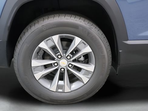 New 2026 Chevrolet Equinox LT w/ Convenience Package II AWD/4WD image 33