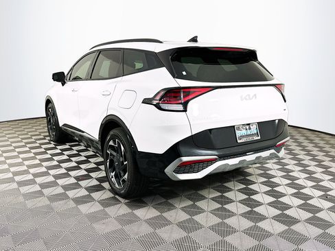 Used 2023 Kia Sportage SX image 5