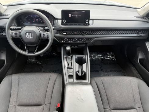 Used 2023 Honda Accord EX image 8