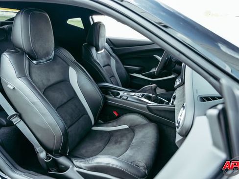 Used 2022 Chevrolet Camaro SS RWD image 70