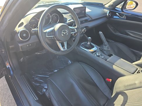 Used 2021 MAZDA MX-5 Miata RF Grand Touring image 15