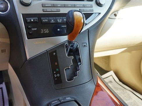 Used 2010 Lexus RX 350 2WD image 28