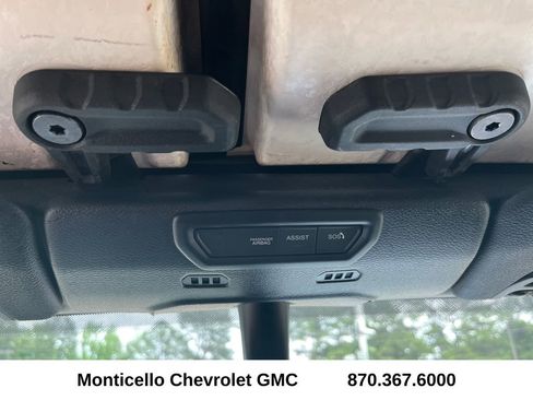 Used 2023 Jeep Gladiator Mojave w/ Cold Weather Group AWD/4WD image 25