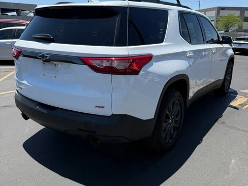 Used 2019 Chevrolet Traverse RS FWD image 3