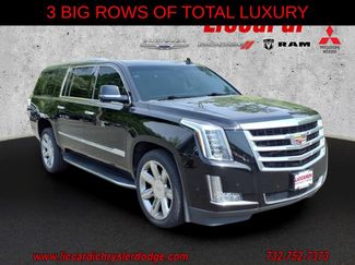 Used 2019 Cadillac Escalade ESV Luxury AWD/4WD video 1