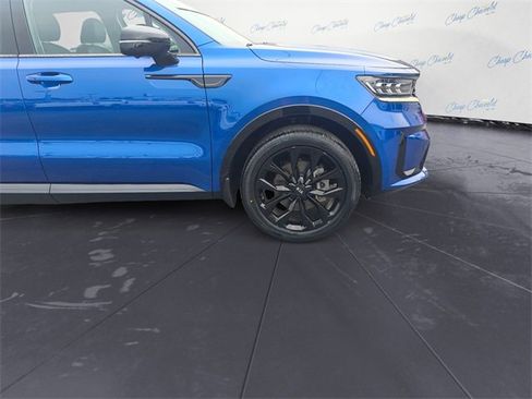 Used 2021 Kia Sorento SX Prestige image 9