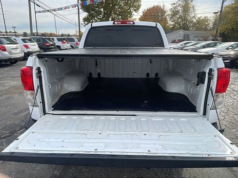 Used 2011 Toyota Tundra 4x4 CrewMax image 14