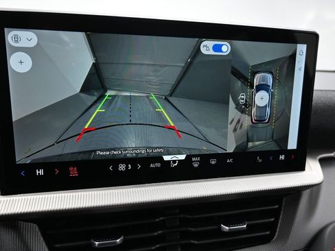 New 2026 Ford Explorer ST-Line image 18