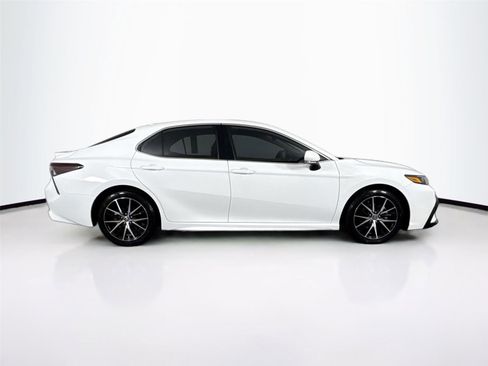 Certified 2023 Toyota Camry SE FWD image 9