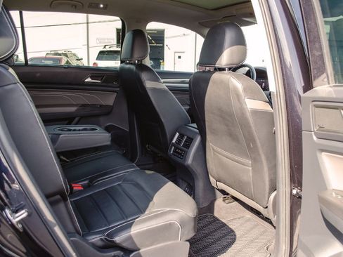 Used 2022 Volkswagen Atlas SEL Premium AWD/4WD image 29