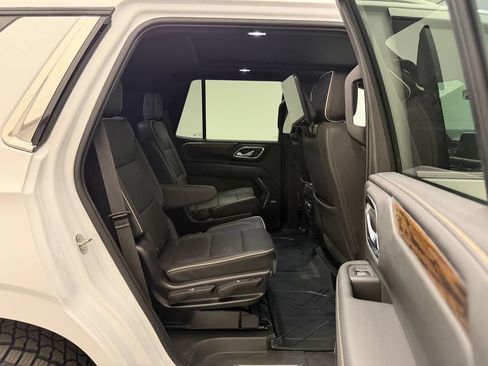 Used 2023 Chevrolet Tahoe Premier AWD/4WD image 31