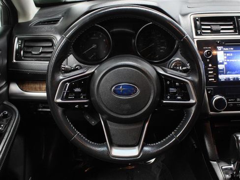 Used 2018 Subaru Outback 2.5i Limited AWD/4WD image 14