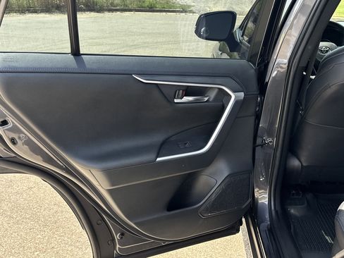 Used 2021 Toyota RAV4 XSE image 22