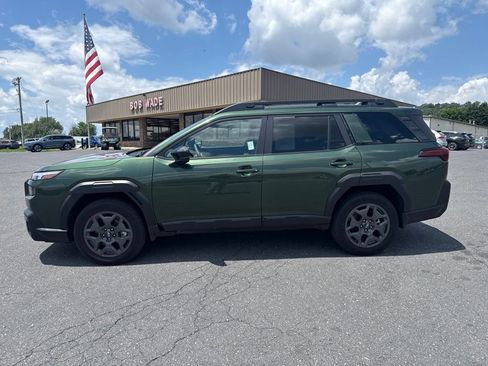 Certified 2026 Subaru Outback Premium AWD/4WD image 2