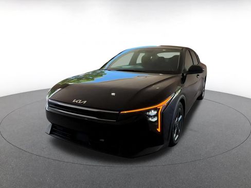 Used 2025 Kia K4 FWD image 4