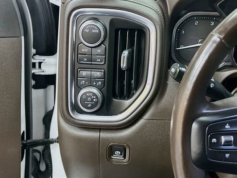 Used 2023 GMC Sierra 2500 Denali AWD/4WD image 10