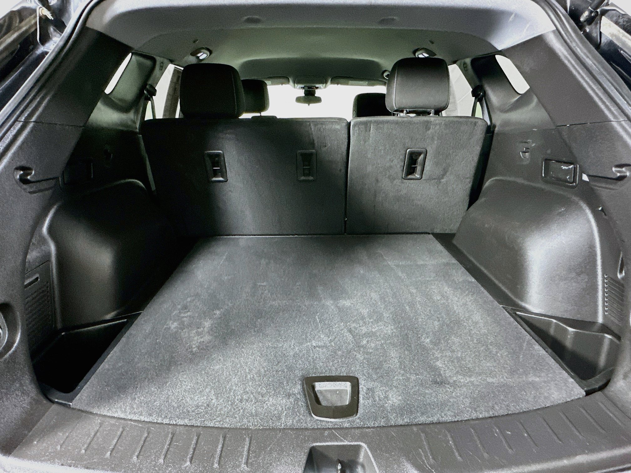 Used 2025 Chevrolet Blazer LT FWD image 29