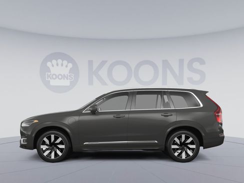 Used 2024 Volvo XC90 T8 Ultimate w/ Protection Package AWD/4WD image 2