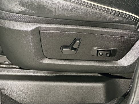 Used 2024 RAM 3500 Laramie w/ Sport Appearance Package image 23