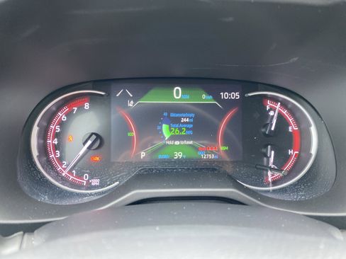 Used 2024 Toyota RAV4 XLE Premium image 17