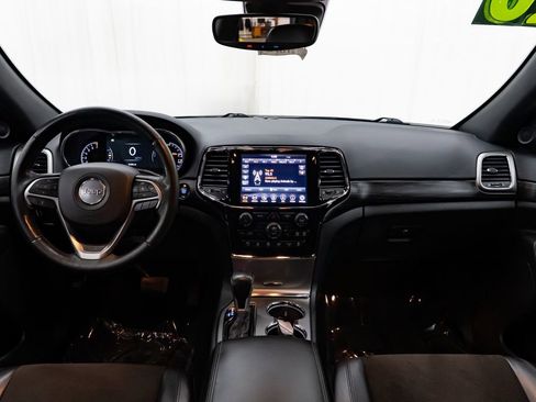Used 2020 Jeep Grand Cherokee Laredo w/ Quick Order Package 2BN North AWD/4WD image 9