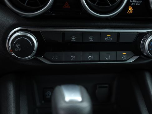 Used 2024 Nissan Sentra SV image 10