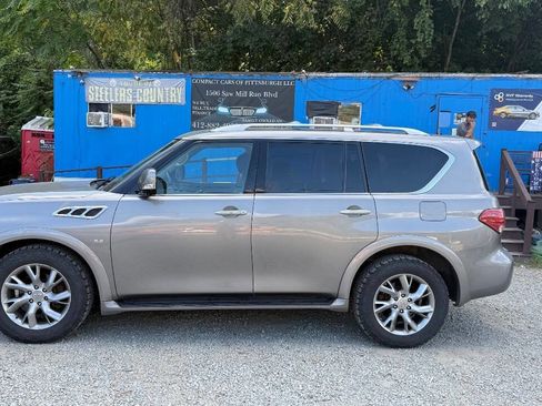 Used 2014 INFINITI QX80 4WD image 2