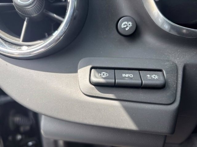 Used 2018 Chevrolet Camaro ZL1 RWD image 15